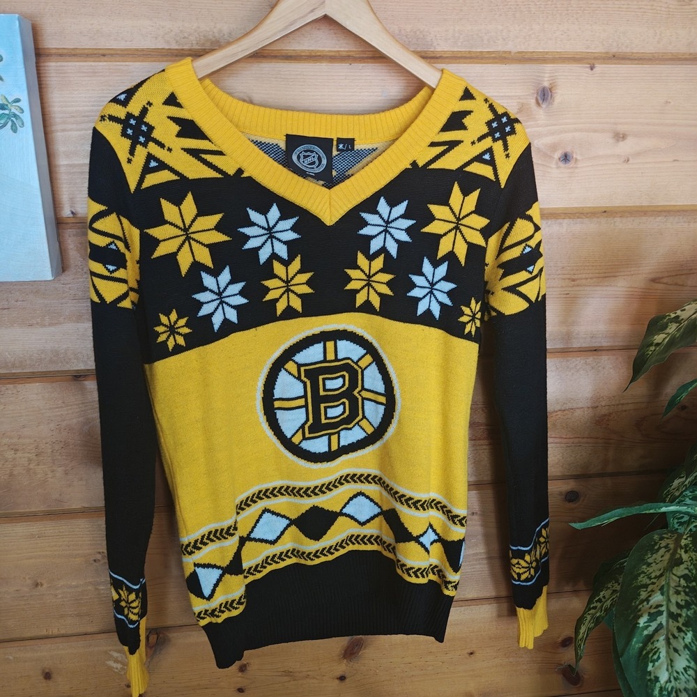 Boston Bruins Yourh Size Small Yellow Black Soft Knit Sweater